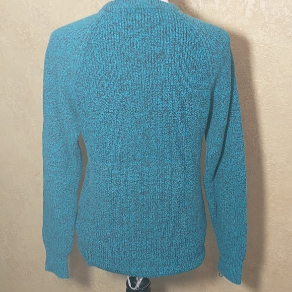 VIntage "Here's a Hug" Sweater - Picture 2 of 4